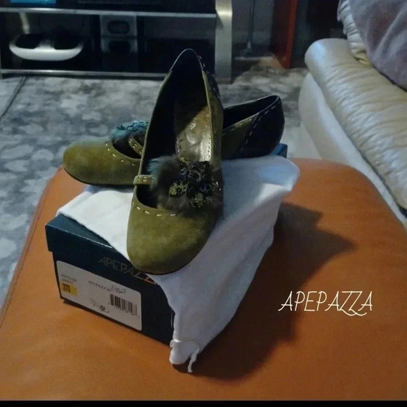 🌹apepazza flats with feather decoration🎉 - Picture 5 of 11